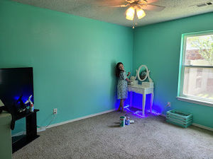 Meet your Posher, Haley